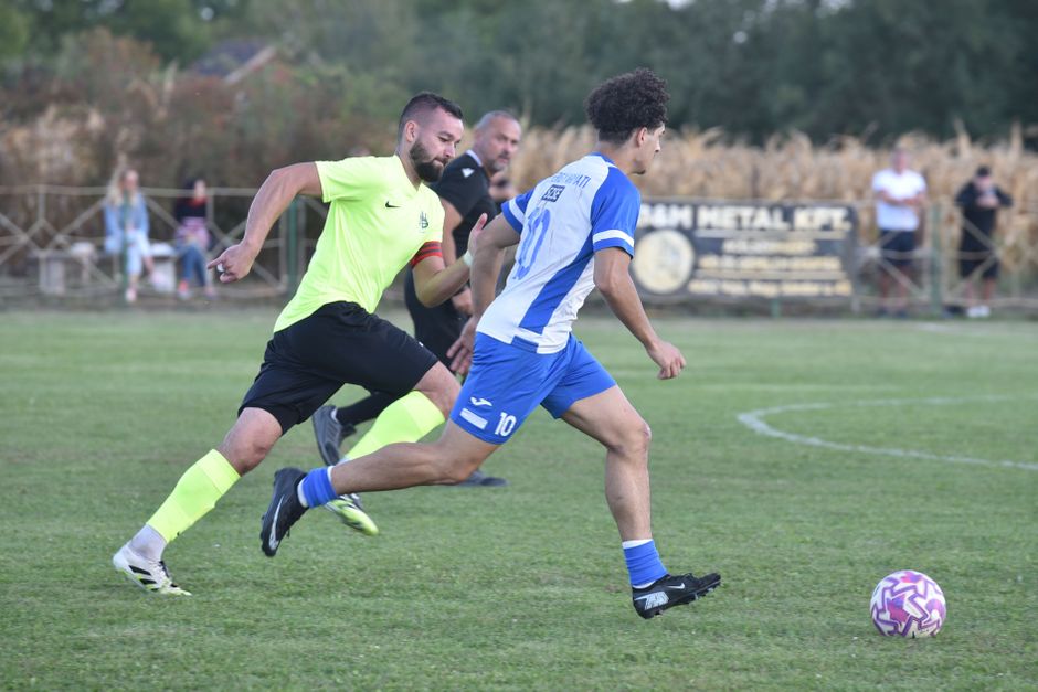 Joueur de football en J : Liste des joueurs de football qui commencent par J