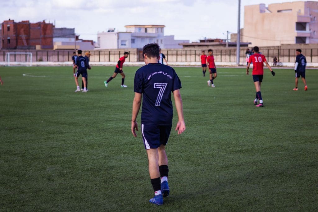 terrain football horloge