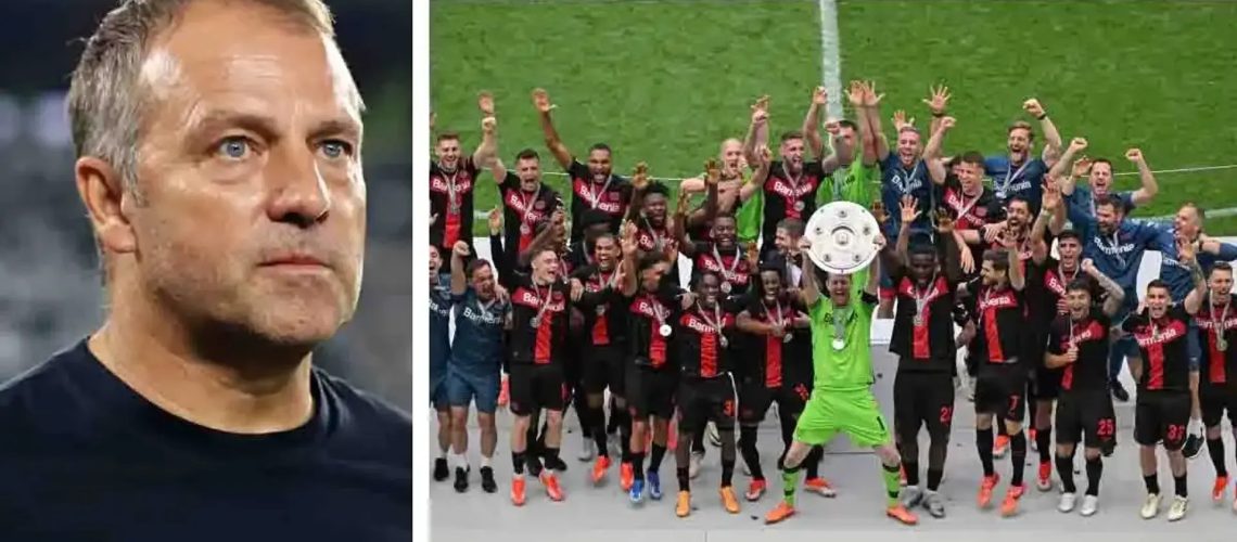 Joueurs du Bayer Leverkusen sur la pelouse de la BayArena